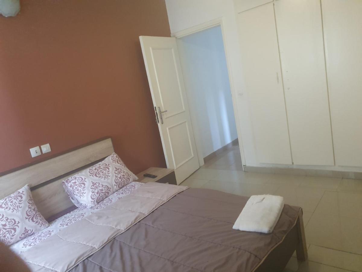 Appart Sly Abidjan Cocody Kültér fotó